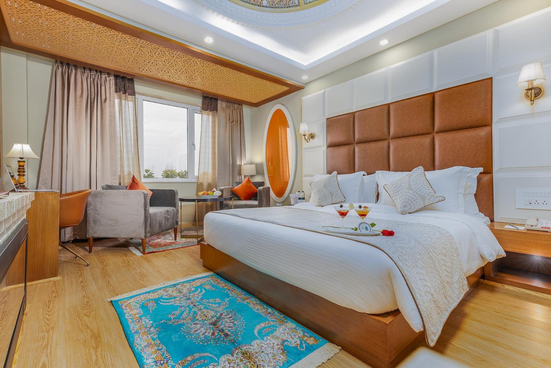 Hotel Meerz Srīnagar Екстериор снимка